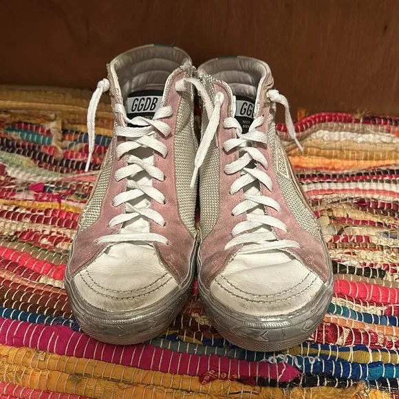 Like new Golden Goose “slide” sneakers. - Picture 2 of 7